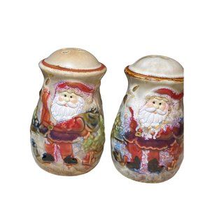 Santa Salt And Pepper Shakers Snowflakes Christmas Holidays